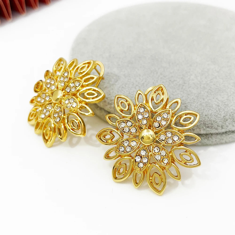 The Royal Sunflower: 24K Gold-Plated Filigree Lace Bridal Set