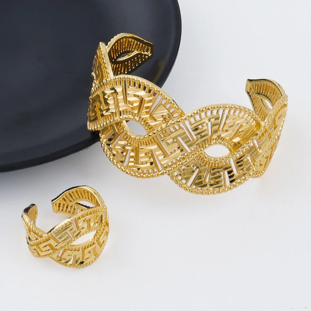 The Olympian Maze: 18K Gold-Plated Structured Motif Set