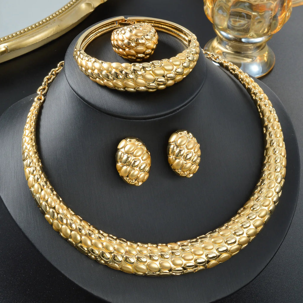 Dubai Luxury Textured Collar 4-Piece Jewelry Set