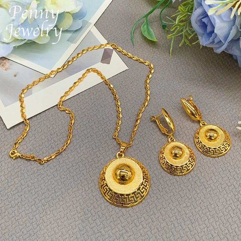 The Cleopatra Sunburst 18K Gold Plated Bridal Pendant Set