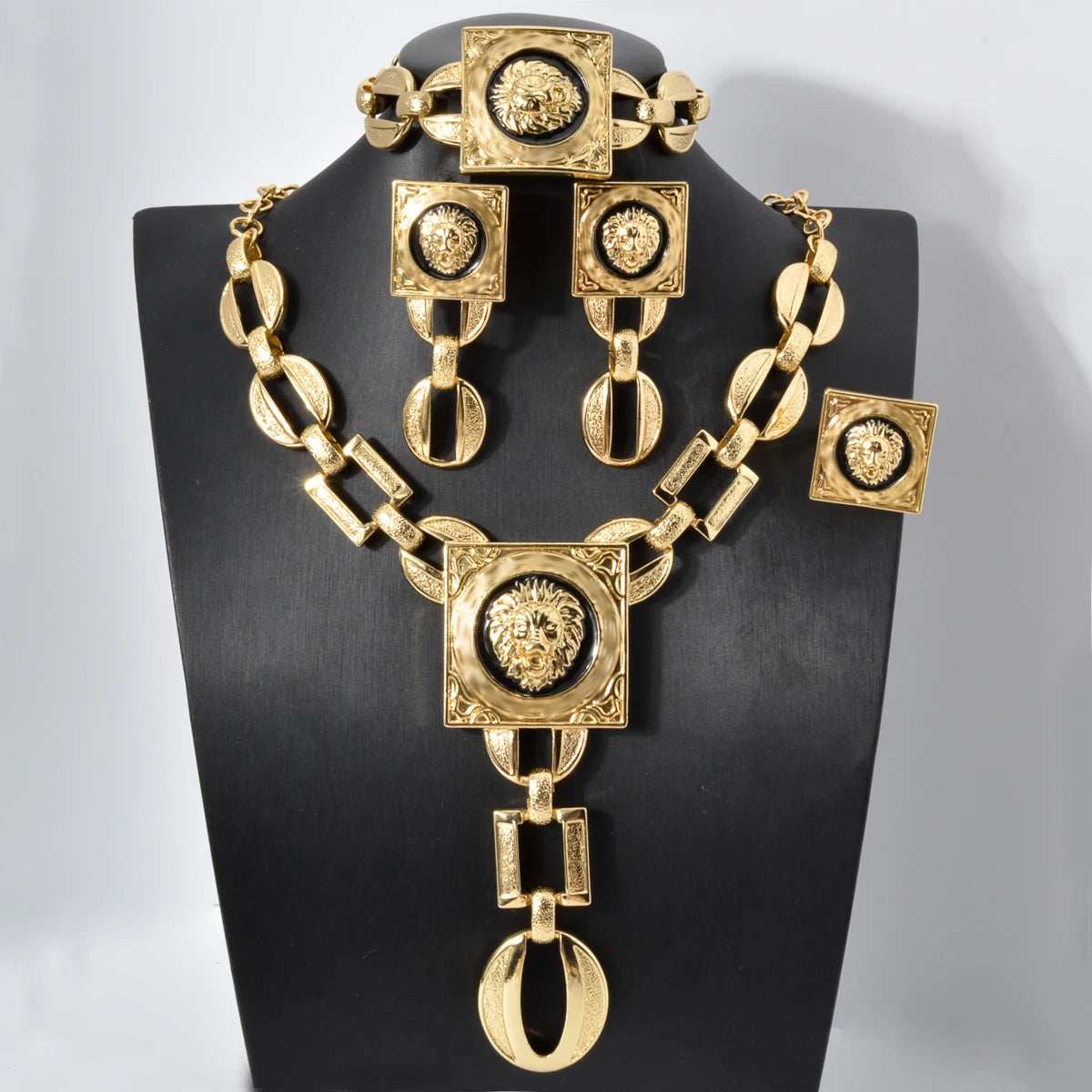The Empress Dubai 18K Gold Plated Luxury Choker & Cuff Set