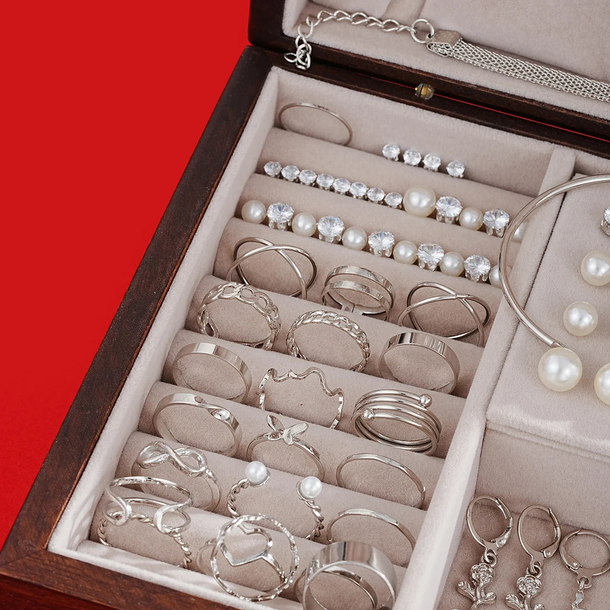 The Imperial Grace: 73-Piece Pearl, Heart & Crystal Jewelry Trunk Set