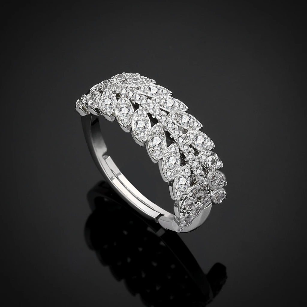 The Imperial Riviera: 4-Piece Dubai V-Contour Diamond Bridal Set