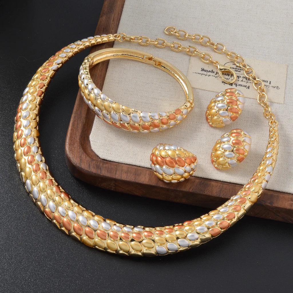 Dubai Luxury Textured Collar 4-Piece Jewelry Set