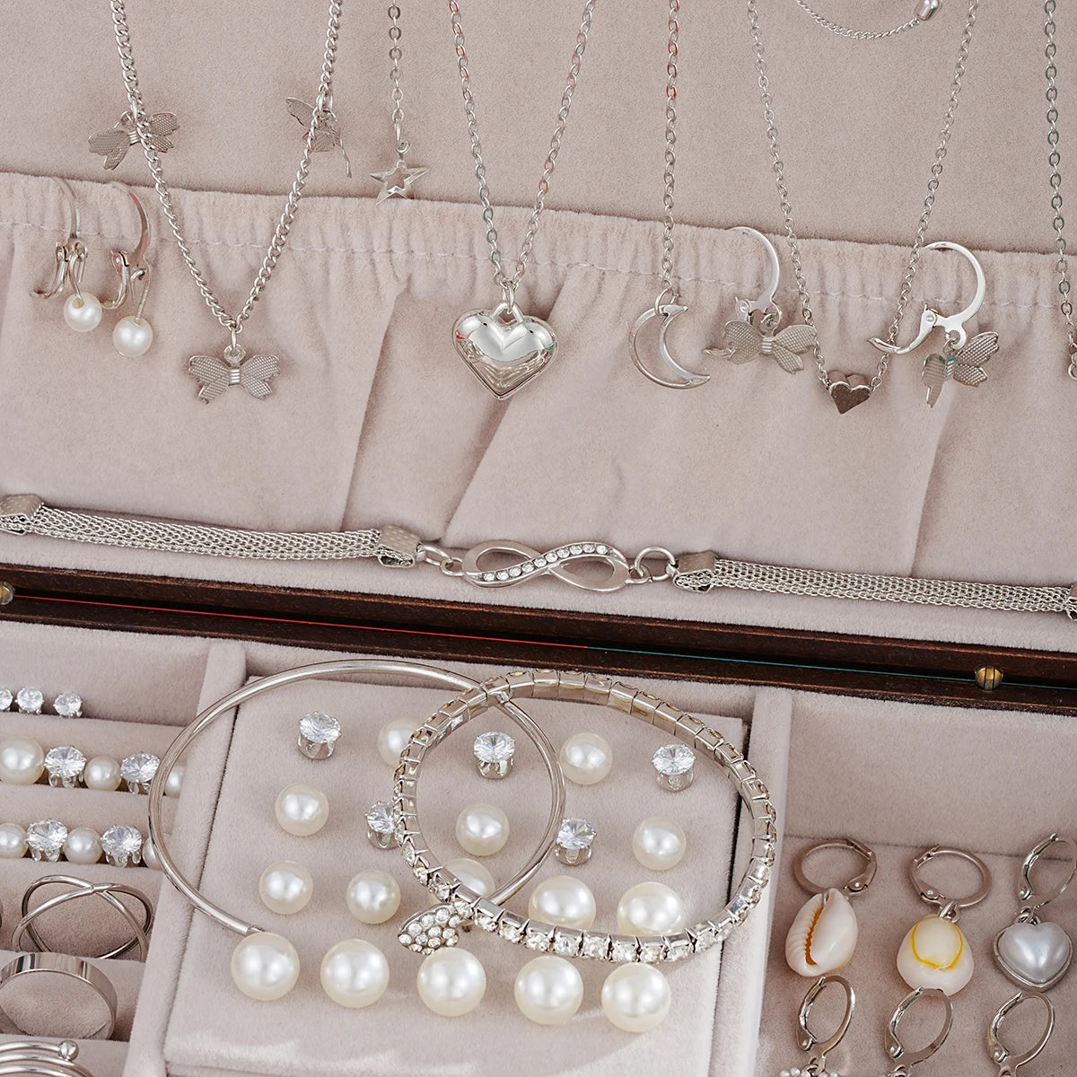 The Imperial Grace: 73-Piece Pearl, Heart & Crystal Jewelry Trunk Set