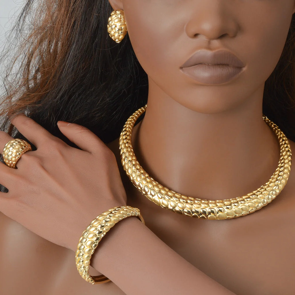 Dubai Luxury Textured Collar 4-Piece Jewelry Set